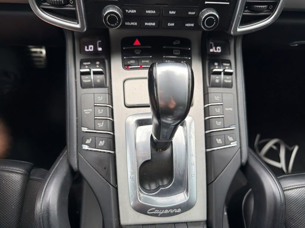 Used 2017 Porsche Cayenne GTS AWD/4WD image 12