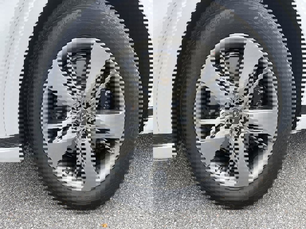 Used 2023 Genesis GV70 3.5T Sport w/ Sport Advanced Package image 32