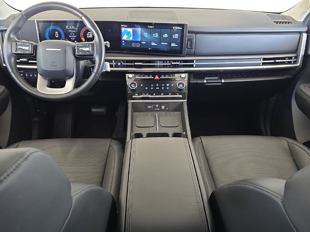 Used 2026 Hyundai Santa Fe SEL FWD image 11