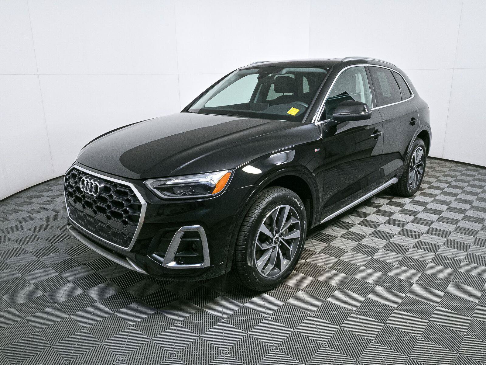 Used 2023 Audi Q5 2.0T Premium Plus w/ Premium Plus Package AWD/4WD image 27