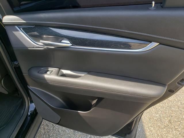 Used 2023 Cadillac XT5 Premium Luxury w/ LPO, Floor Liner Package AWD/4WD image 20