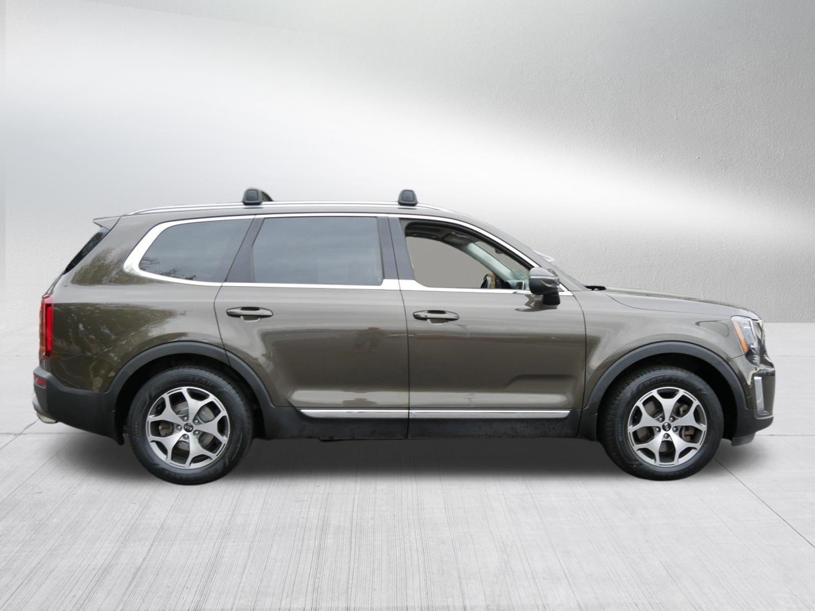 Used 2020 Kia Telluride EX w/ Towing Package AWD/4WD image 8