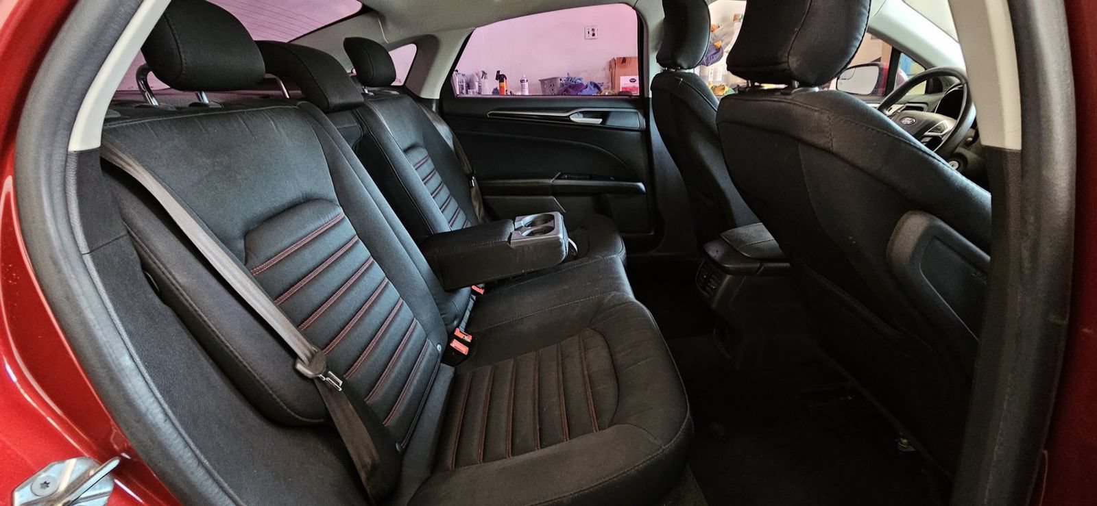 Used 2016 Ford Fusion SE FWD image 17