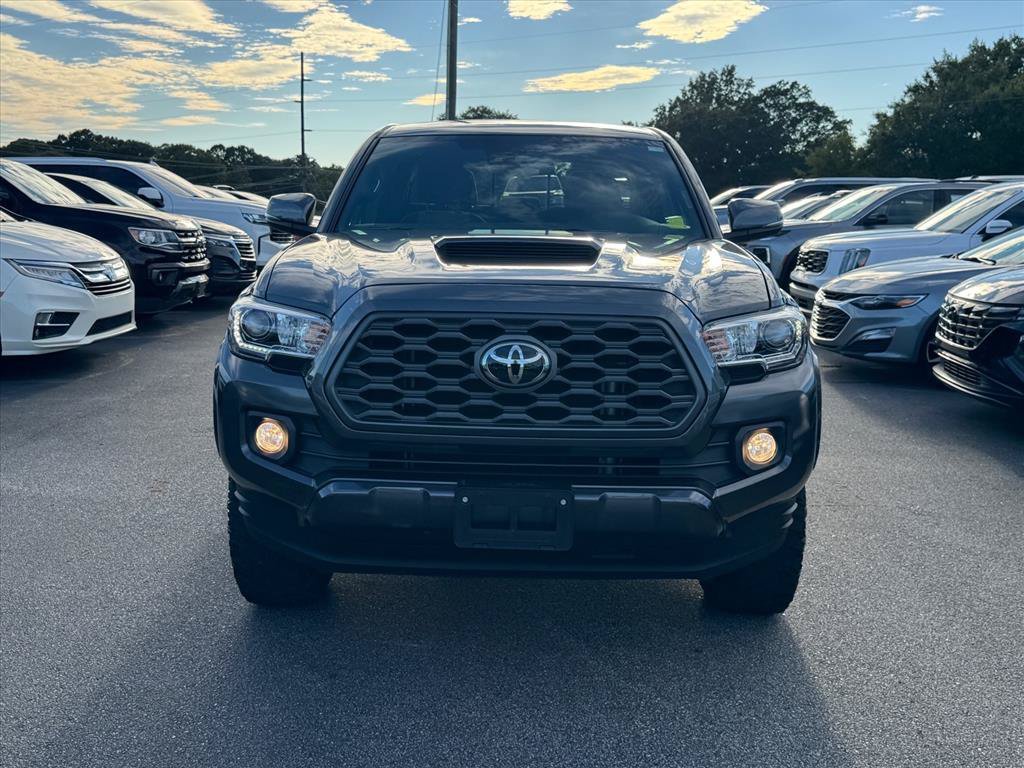 Used 2022 Toyota Tacoma TRD Sport w/ Black Out Package (TMS) AWD/4WD image 8