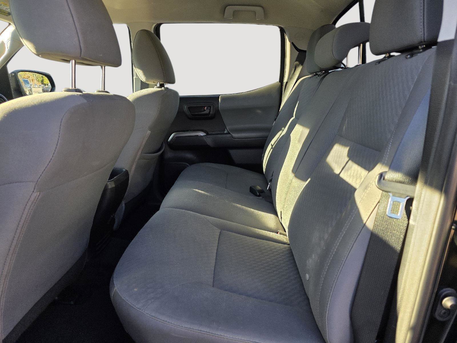 Used 2020 Toyota Tacoma SR5 image 12