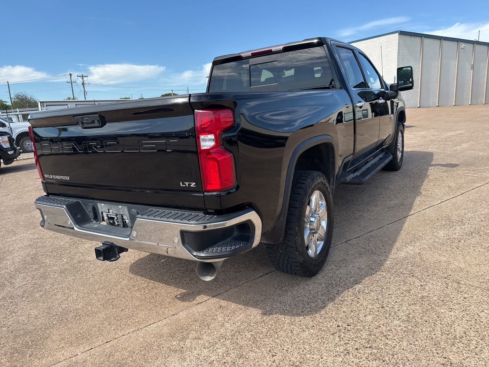 Used 2022 Chevrolet Silverado 2500 LTZ w/ LTZ Texas Edition AWD/4WD image 6