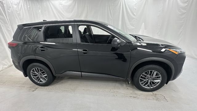 Certified 2023 Nissan Rogue S image 2