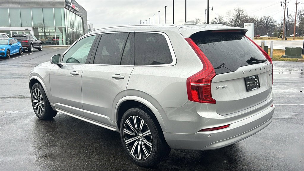 Certified 2023 Volvo XC90 B6 Core w/ Climate Package image 4