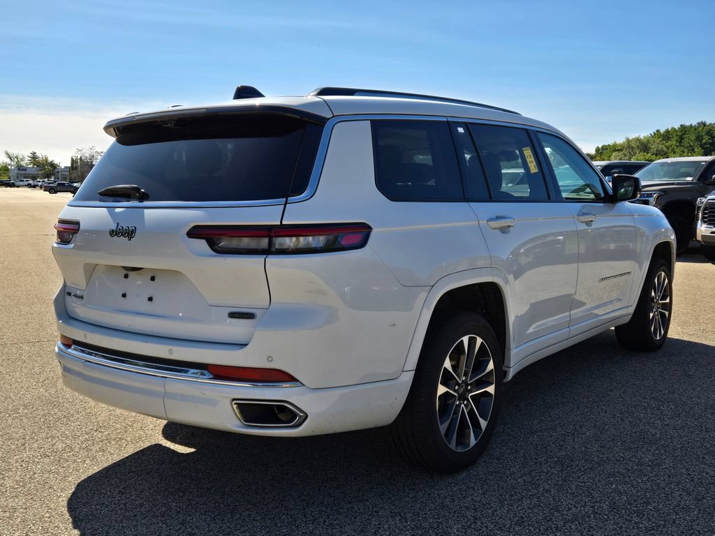 Used 2023 Jeep Grand Cherokee L Overland w/ Luxury Tech Group IV AWD/4WD image 6