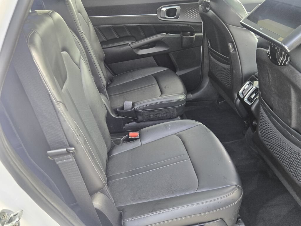 Used 2021 Kia Sorento SX FWD image 17