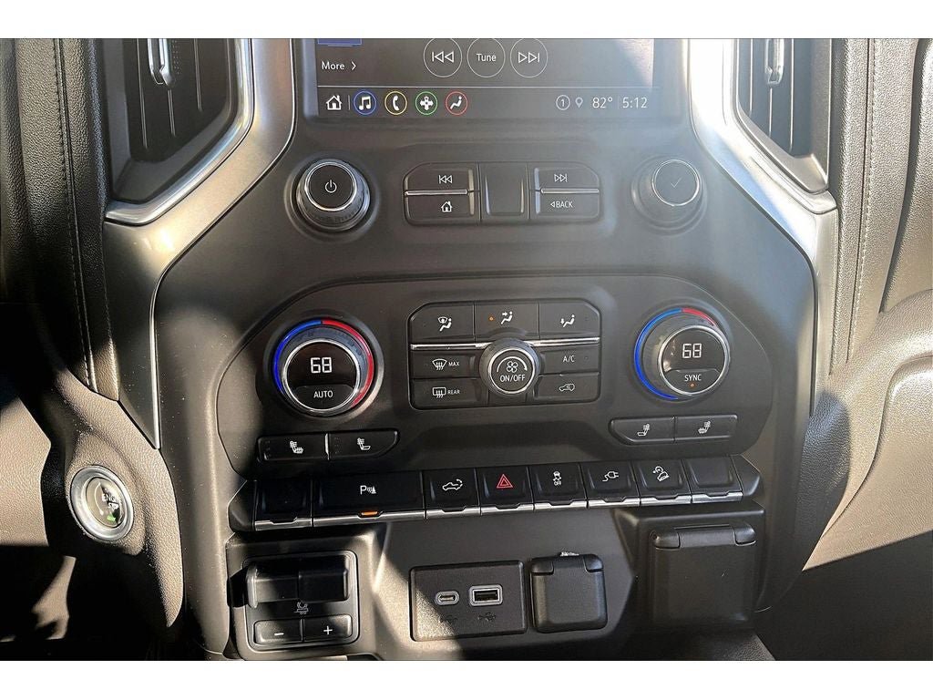 Used 2022 Chevrolet Silverado 1500 LT Trail Boss w/ LT Trail Boss Premium Package AWD/4WD image 25