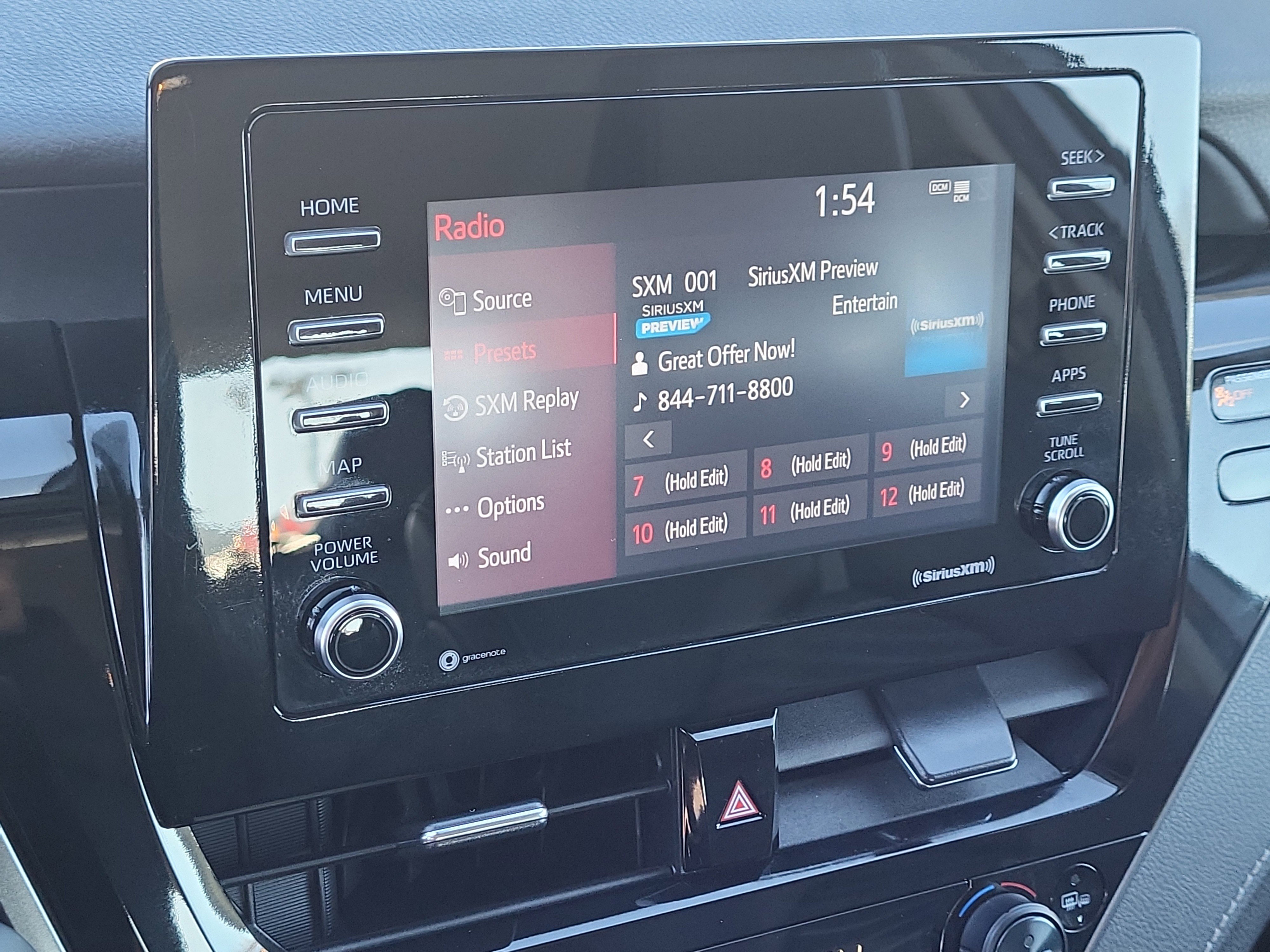 Used 2024 Toyota Camry SE image 13