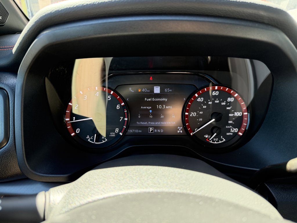 Used 2024 Nissan Titan PRO-4X w/ Pro-4x Convenience Package image 21