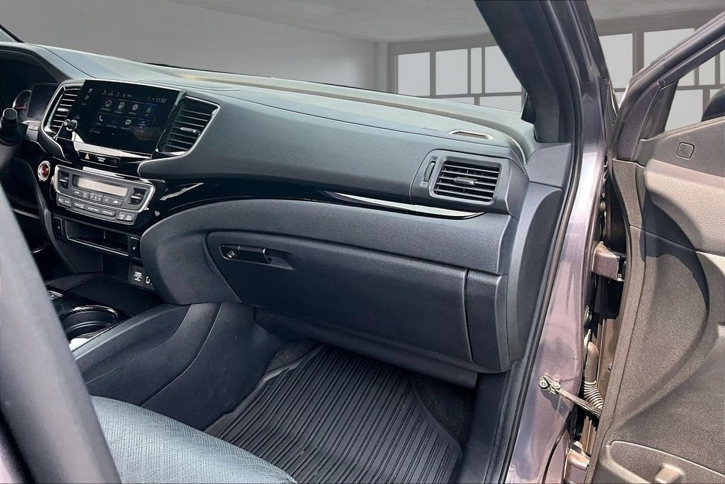 Used 2021 Honda Passport Touring image 17