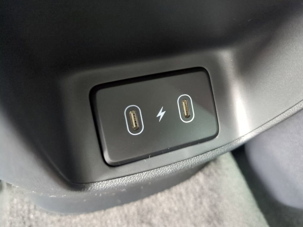 New 2026 Hyundai Elantra Limited image 15