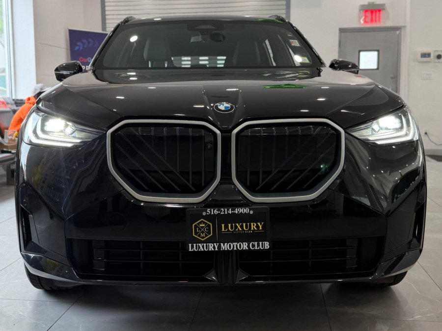Used 2025 BMW X3 xDrive30i AWD/4WD image 2