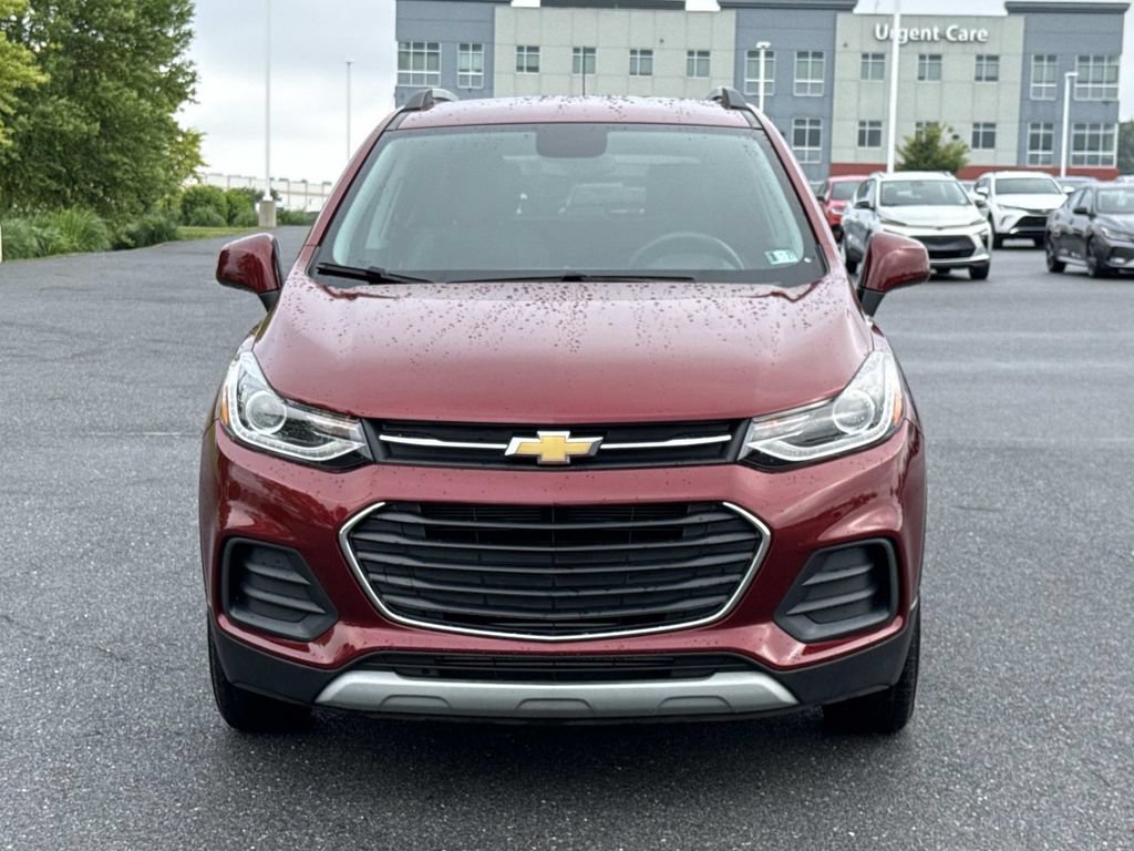 Used 2022 Chevrolet Trax LT w/ LT Convenience Package AWD/4WD image 29