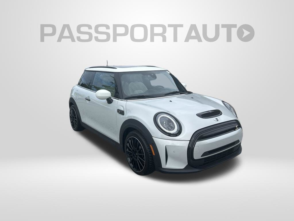 Used 2022 MINI Cooper SE FWD image 8