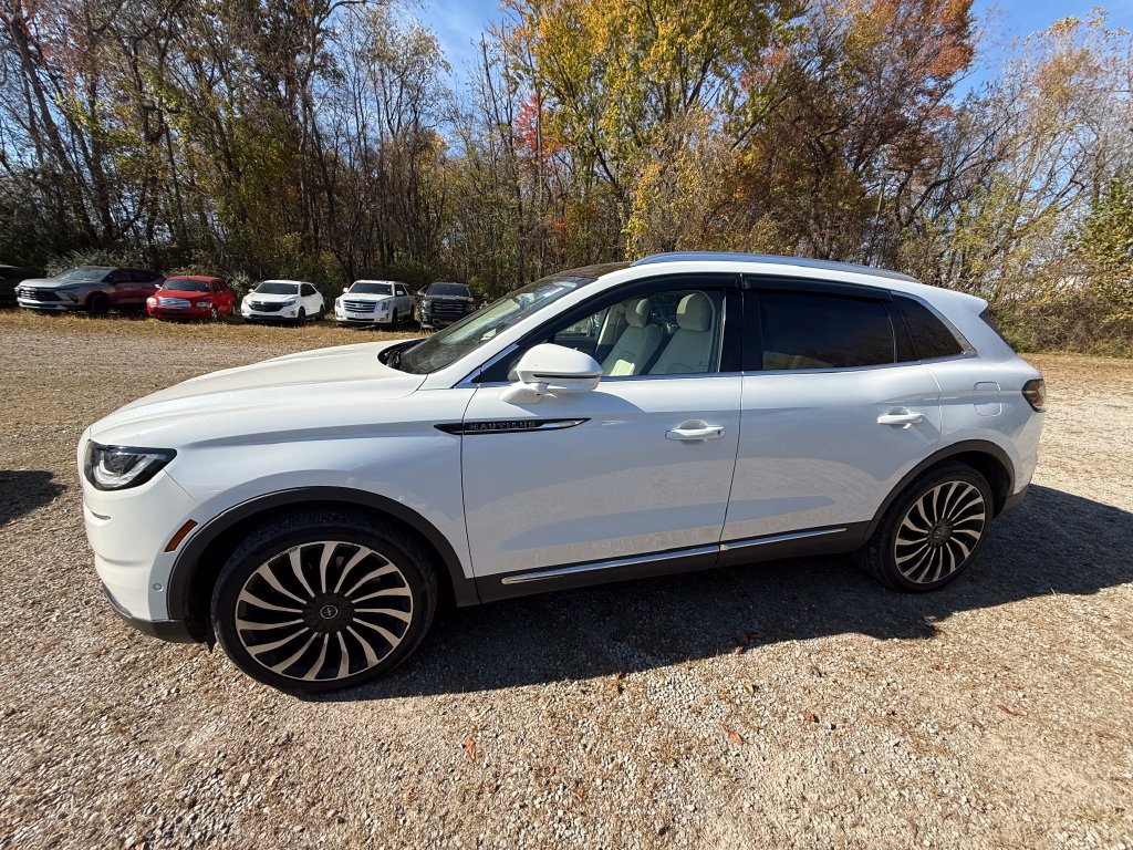 Used 2021 Lincoln Nautilus Black Label w/ Class II Trailer Tow Package AWD/4WD image 2