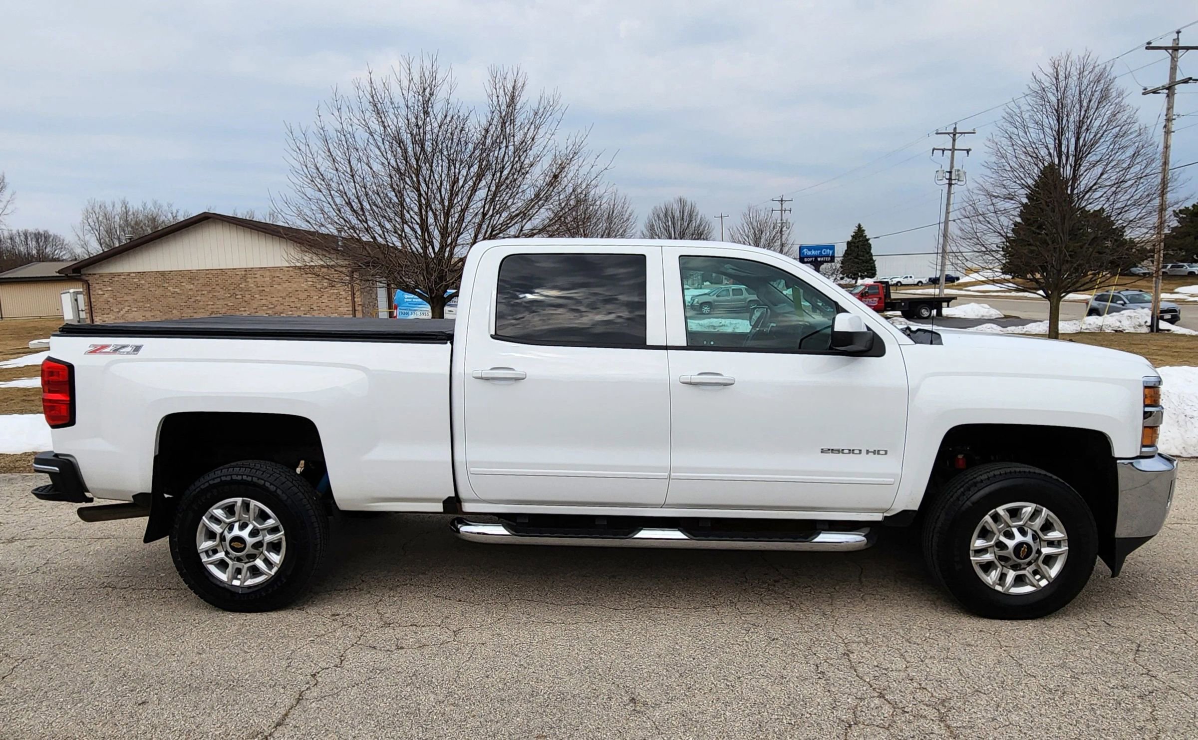 Used 2019 Chevrolet Silverado 2500 LT AWD/4WD image 8