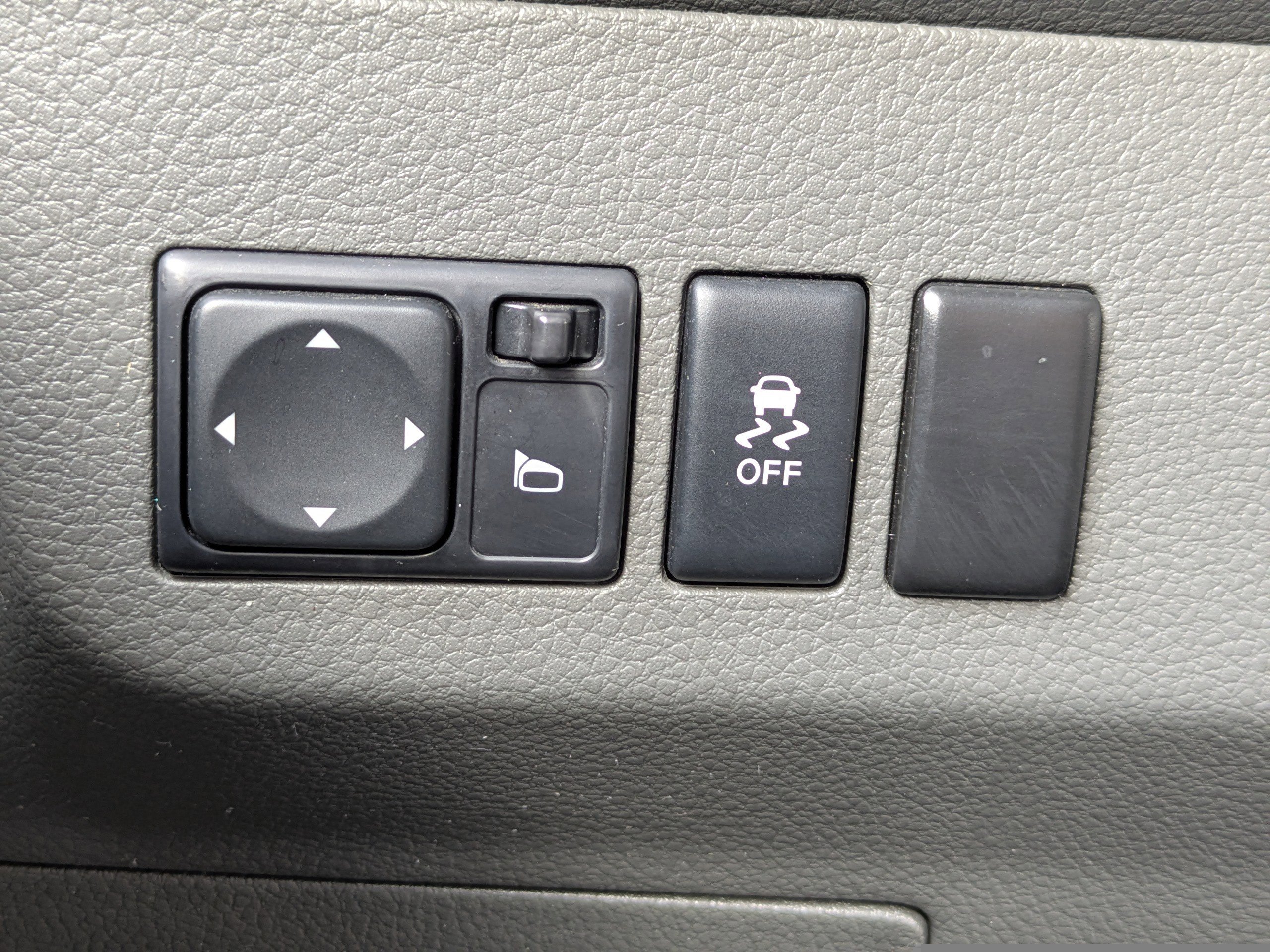 Used 2018 Nissan NV 3500 SL w/ Navigation Package image 27