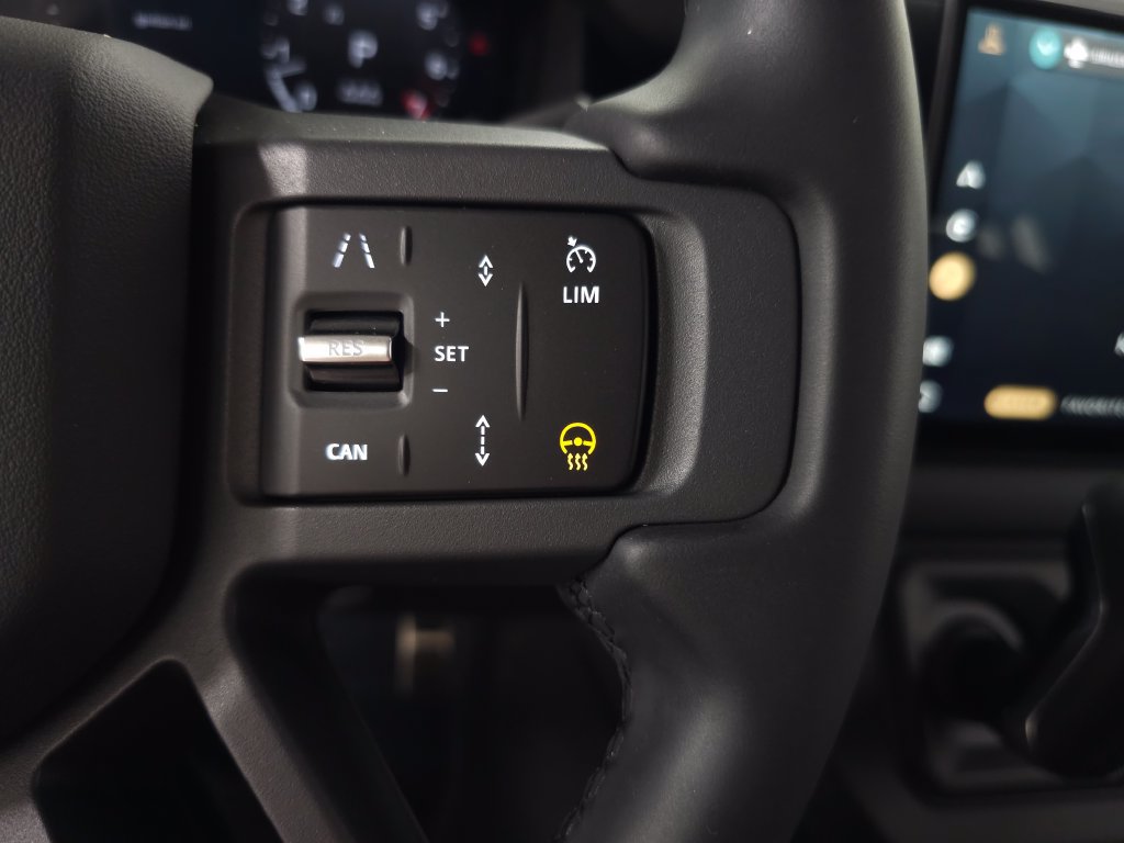 Certified 2025 Land Rover Defender 110 S AWD/4WD image 21