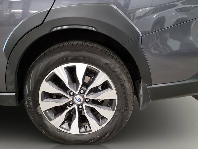 Used 2025 Subaru Outback Limited AWD/4WD image 25