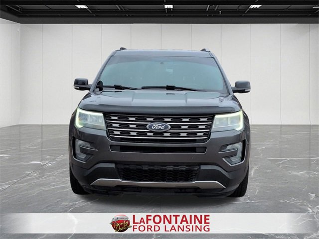 Used 2016 Ford Explorer XLT w/ Equipment Group 202A image 8