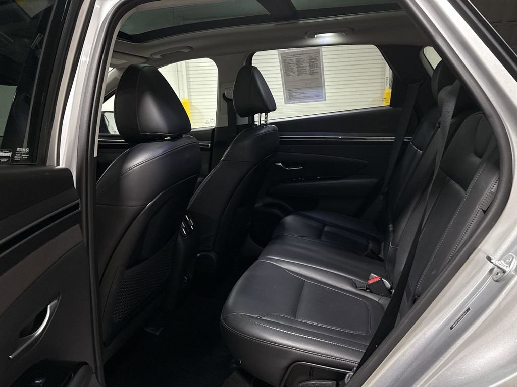 Used 2024 Hyundai Tucson Limited image 24