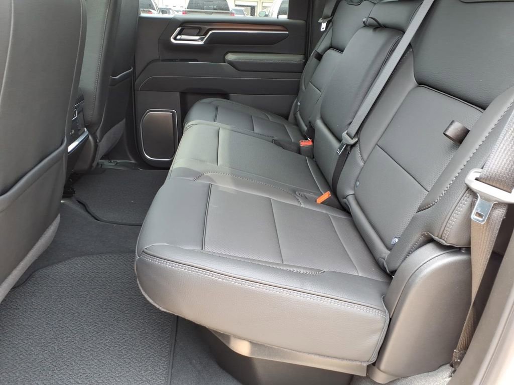 New 2026 GMC Sierra 3500 Denali w/ Denali Reserve Package image 13