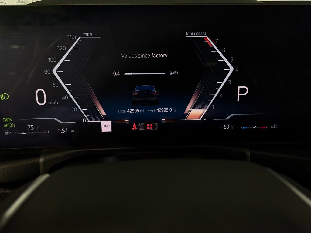 Used 2023 BMW 230i Coupe w/ Convenience Package image 14