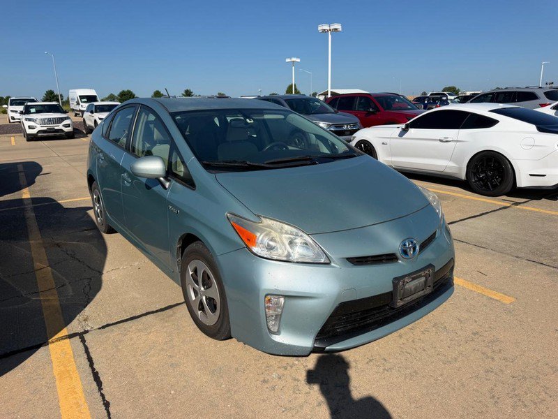 Used 2014 Toyota Prius Three FWD image 2