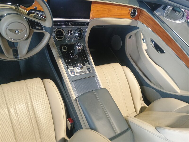 Used 2020 Bentley Continental GT AWD/4WD image 18