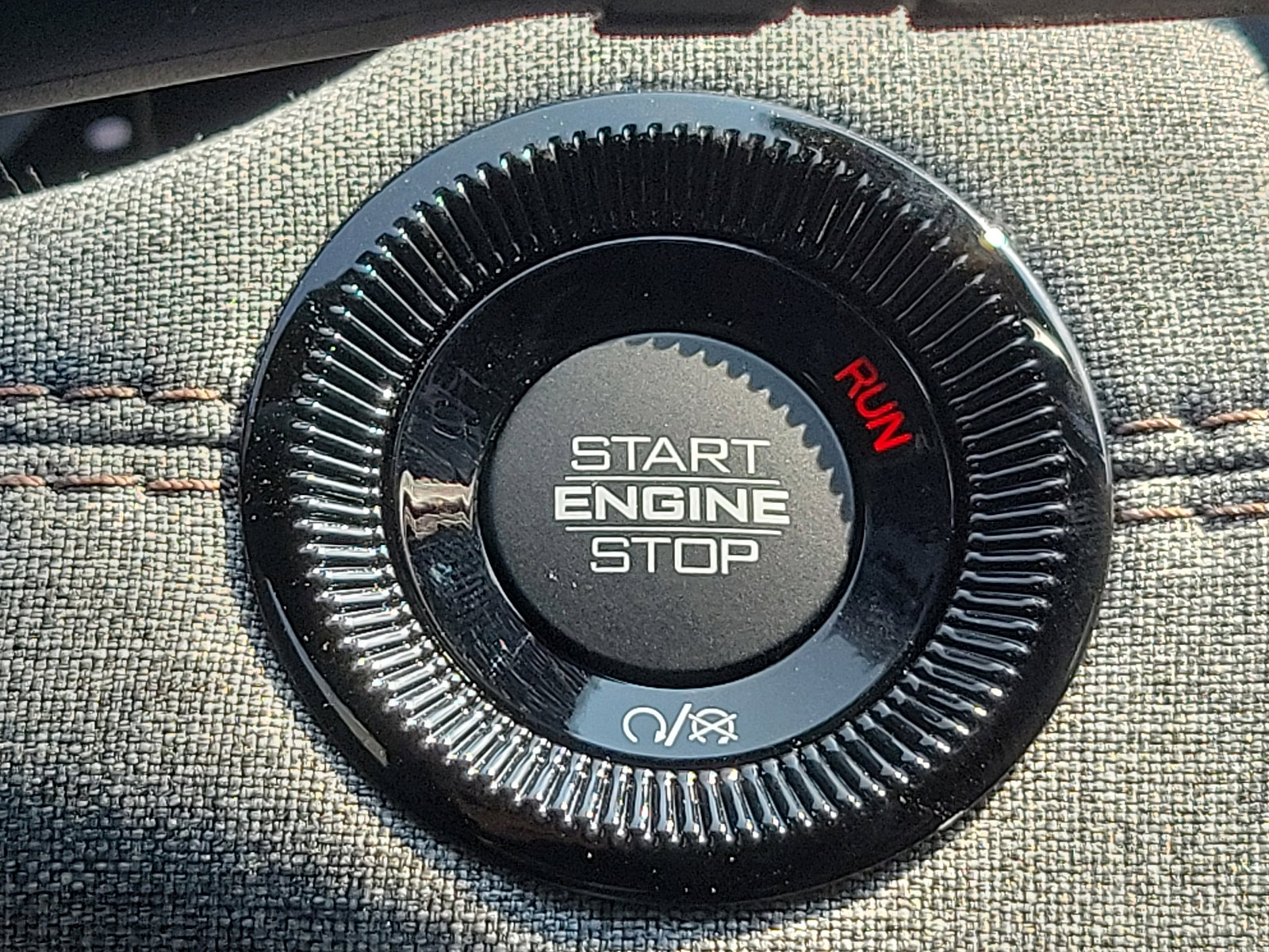 Used 2024 Jeep Compass Latitude image 12