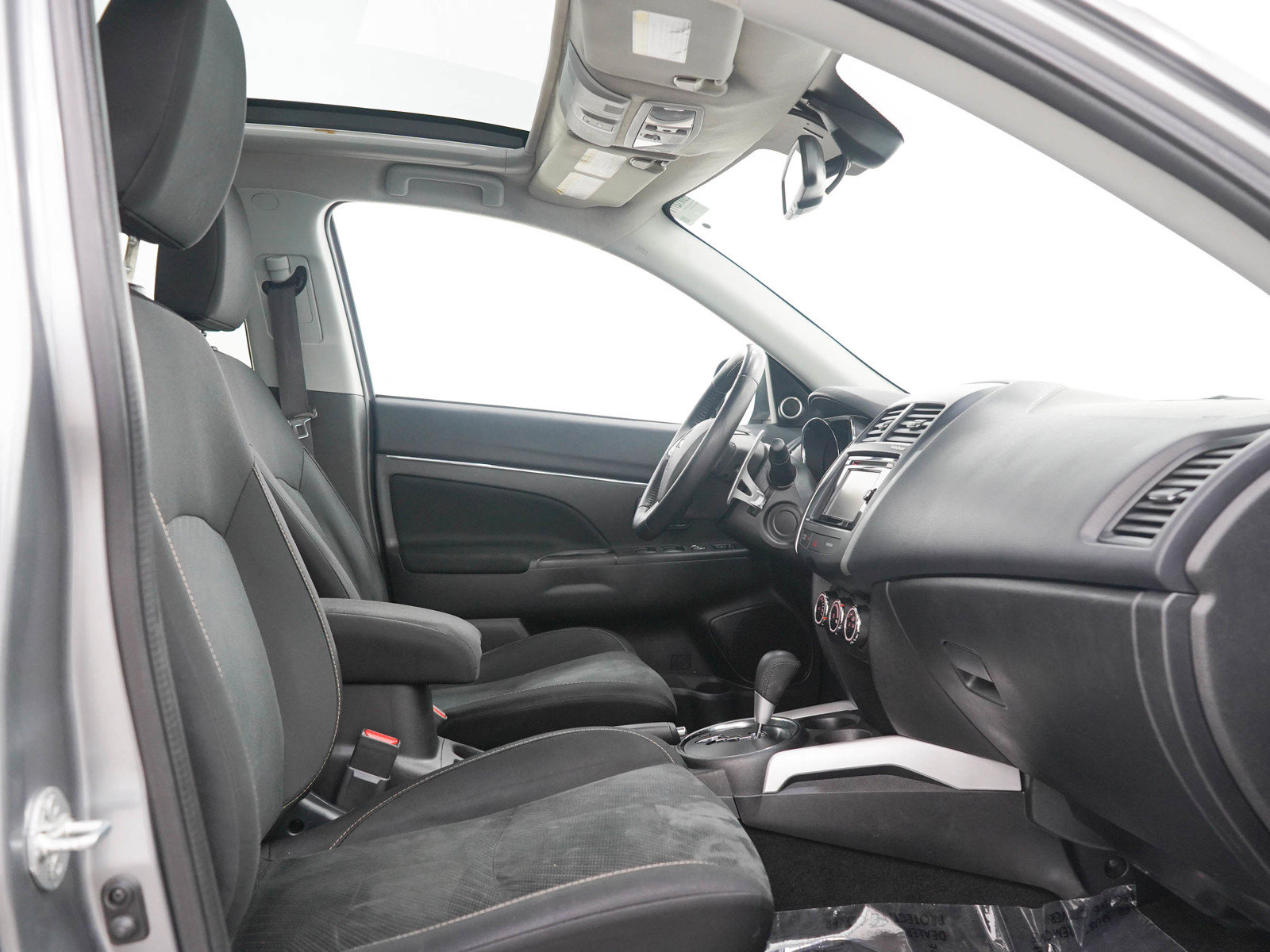 Used 2014 Mitsubishi Outlander Sport SE AWD/4WD image 12