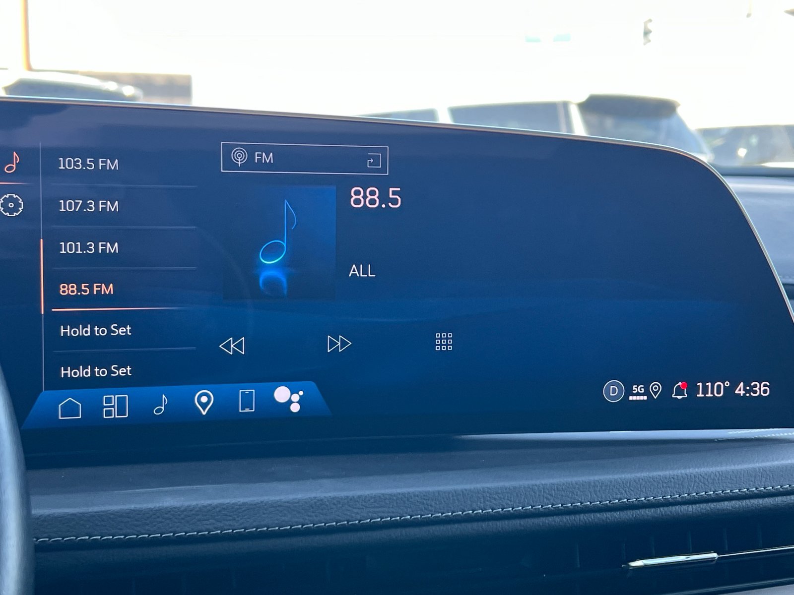 Certified 2025 Cadillac XT4 Premium Luxury AWD/4WD image 18