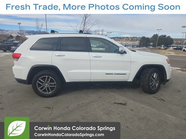 Used 2017 Jeep Grand Cherokee Limited AWD/4WD image 8