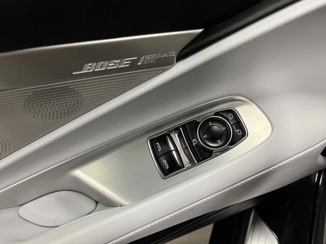 Used 2020 Chevrolet Corvette Stingray Premium Cpe w/ 3LT Preferred Equipment Group image 28