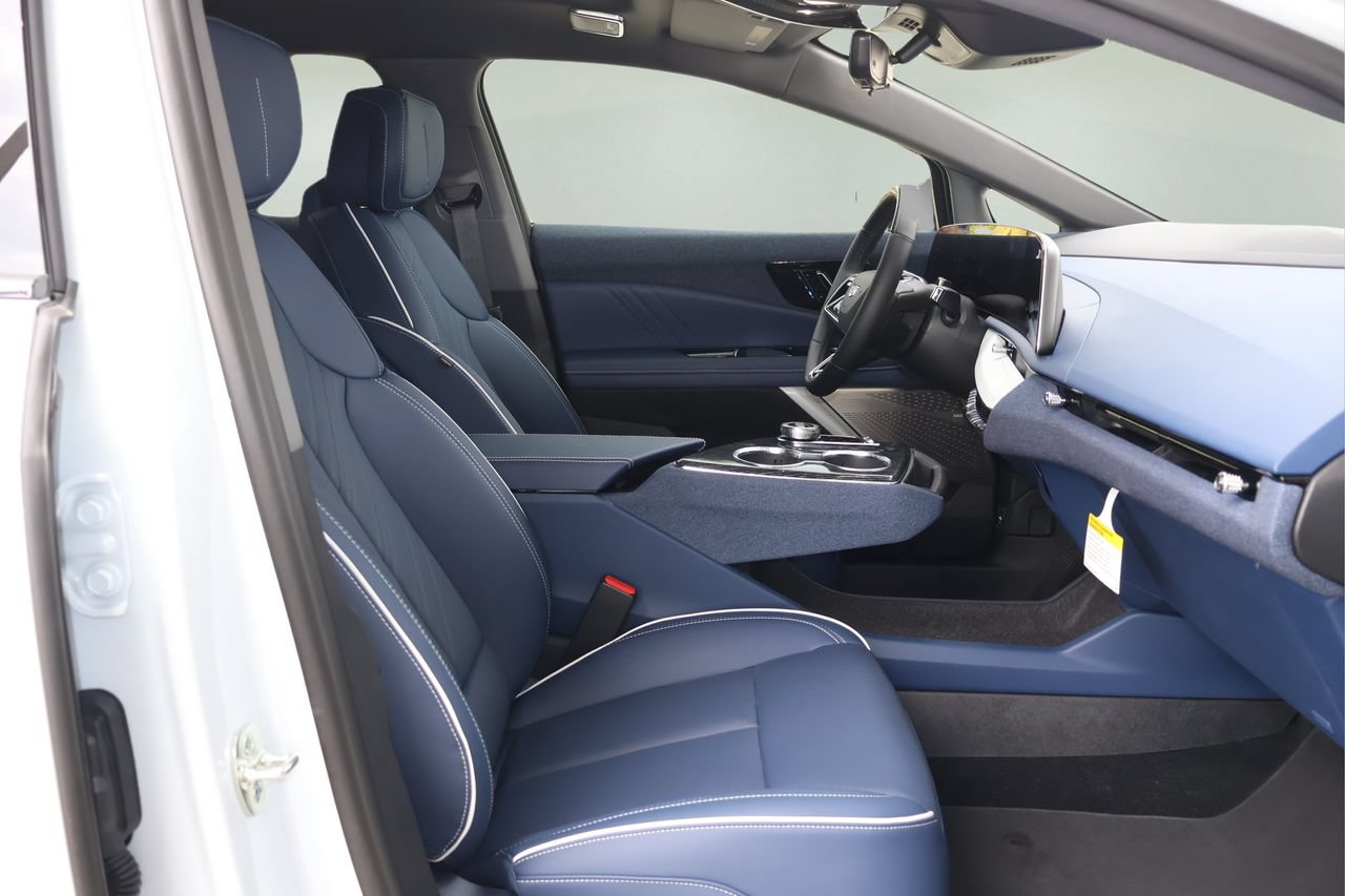 New 2027 Cadillac Optiq Premium Luxury AWD/4WD image 19