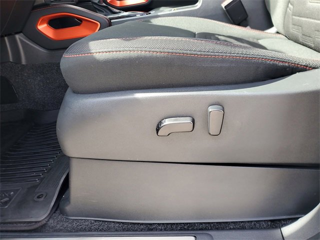 Used 2023 Nissan Frontier PRO-4X w/ Pro Convenience Package image 15