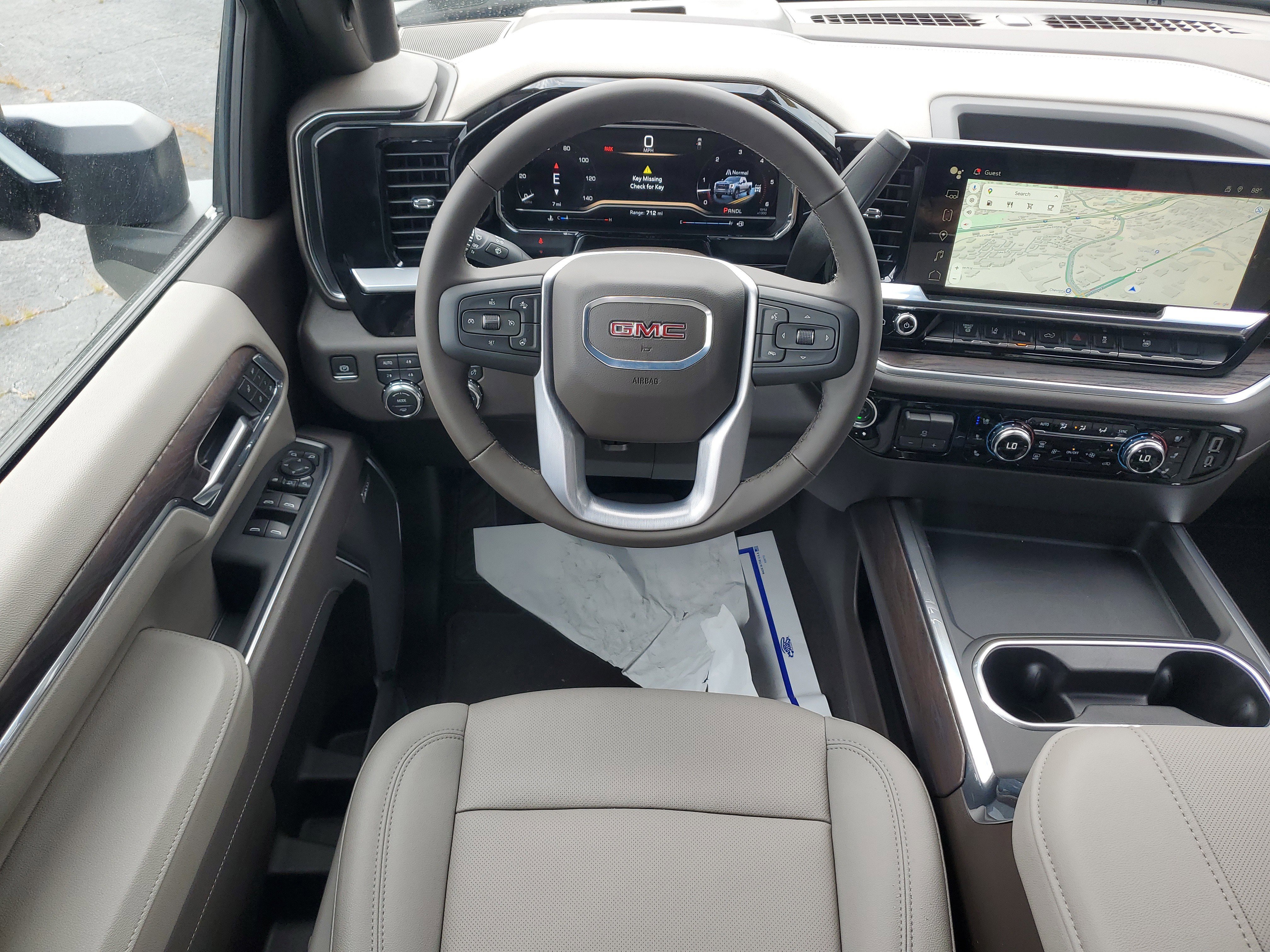 New 2025 GMC Sierra 2500 SLT w/ SLT Convenience Package image 17