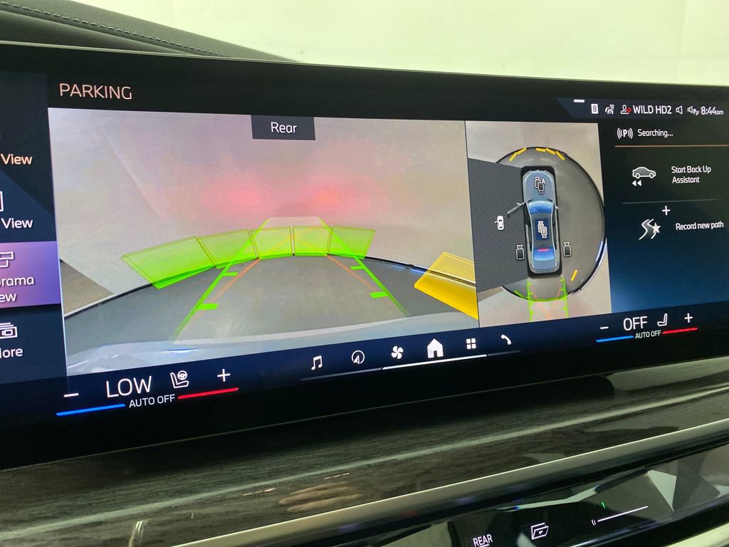 Used 2024 BMW 760i xDrive image 27