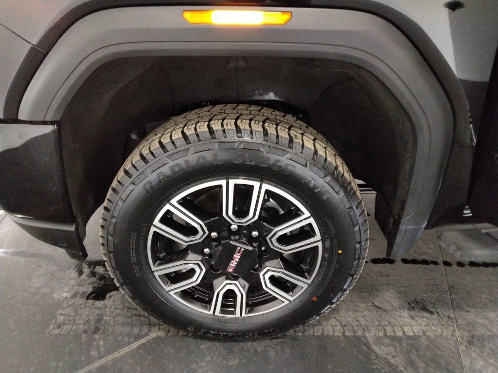 Used 2023 GMC Sierra 2500 AT4 w/ AT4 Preferred Package image 49