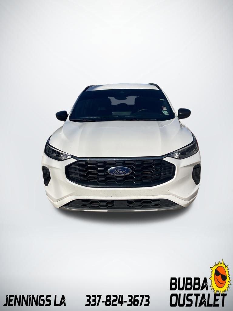 Used 2023 Ford Escape ST-Line w/ Tech Pack #1 image 2