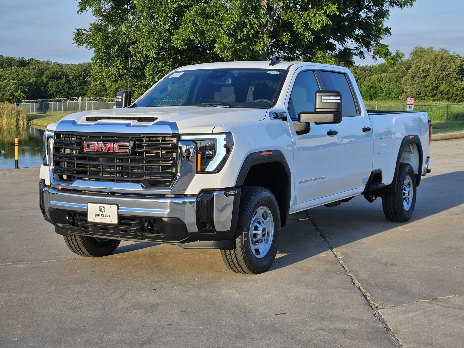 New 2026 GMC Sierra 2500 Pro w/ Convenience Package AWD/4WD image 2