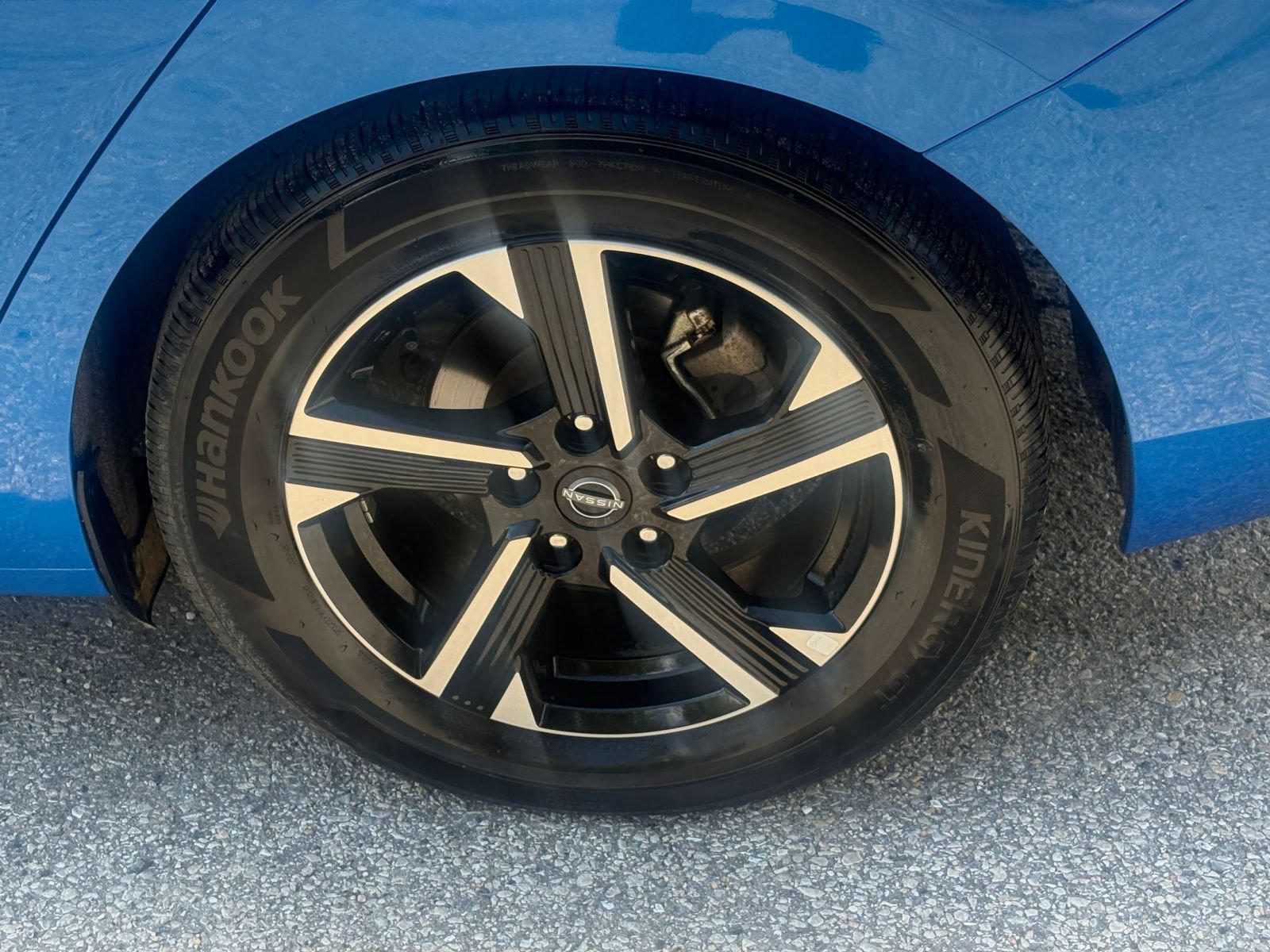 Used 2025 Nissan Sentra SV FWD image 20
