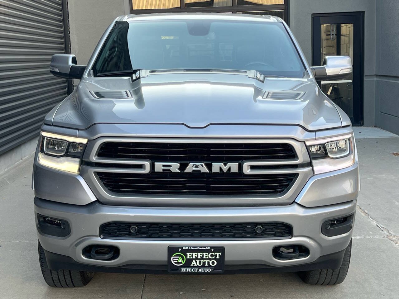 Used 2020 RAM 1500 Laramie w/ Sport Appearance Package AWD/4WD image 4