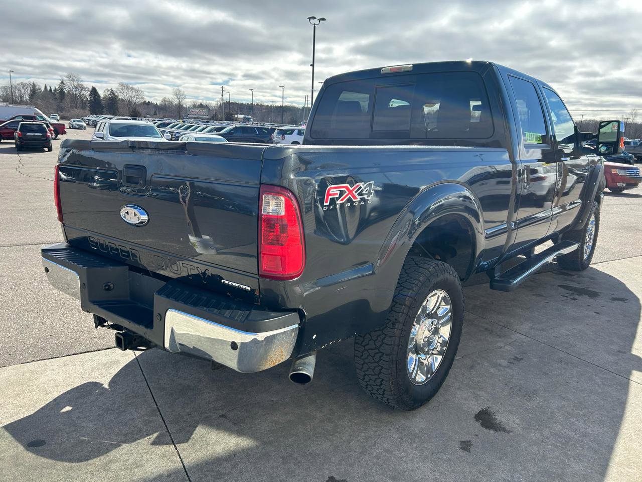 Used 2014 Ford F350 Lariat image 5