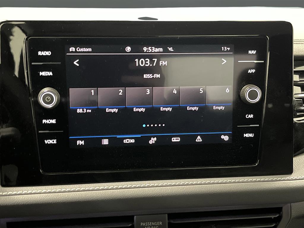 Used 2025 Volkswagen Jetta SEL image 17