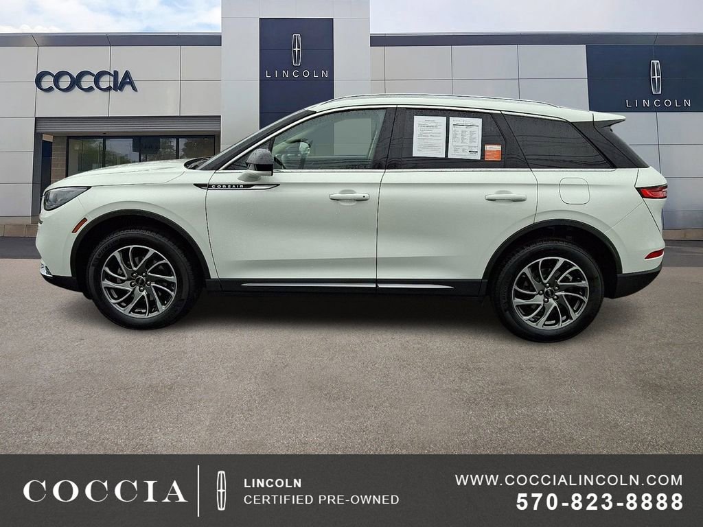 Used 2022 Lincoln Corsair AWD w/ Equipment Group 101A image 7